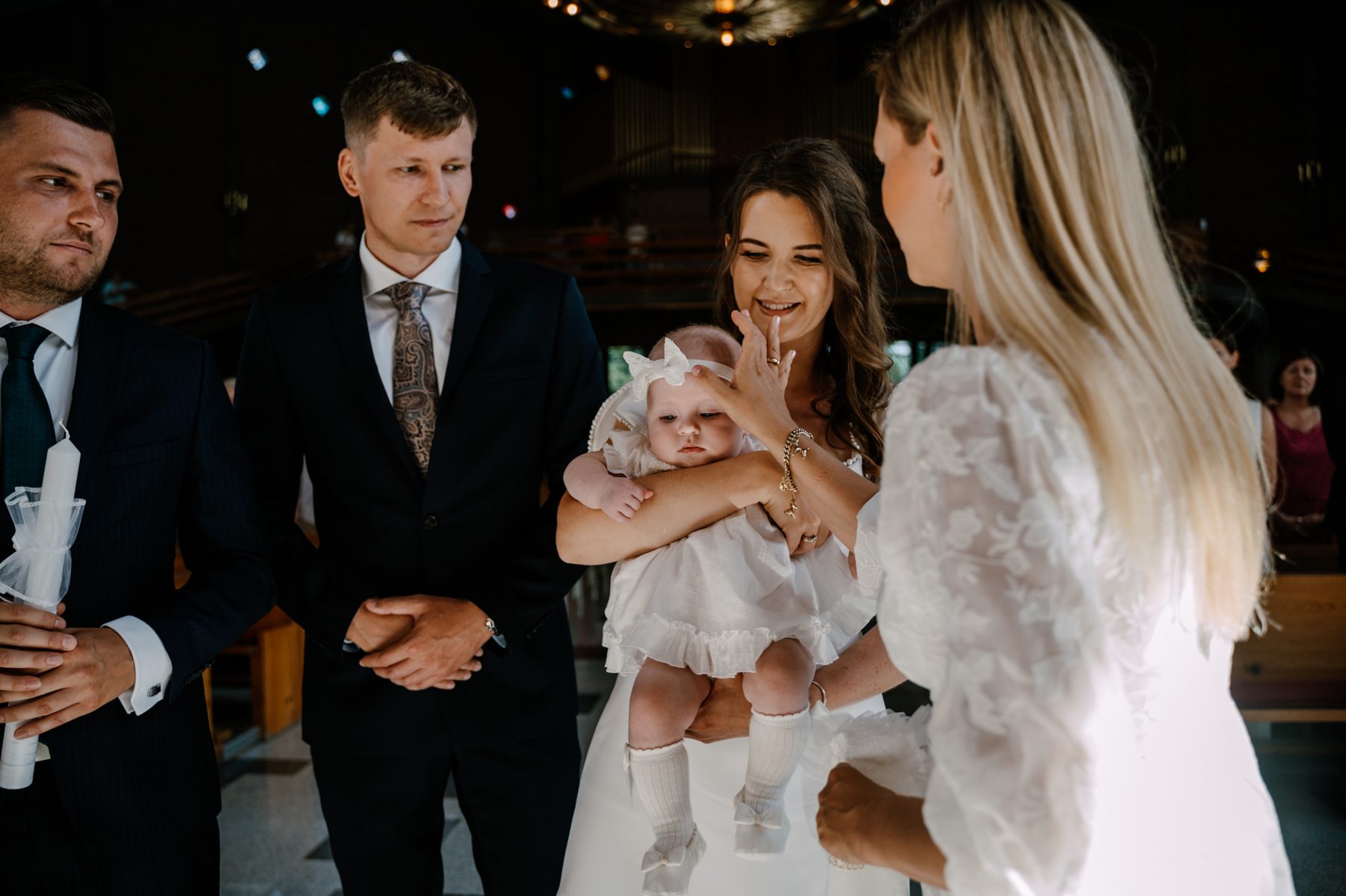 Fotograf na chrzest Zduńska Wola 8 09 chrzest swiety zdunska wola chrzestni