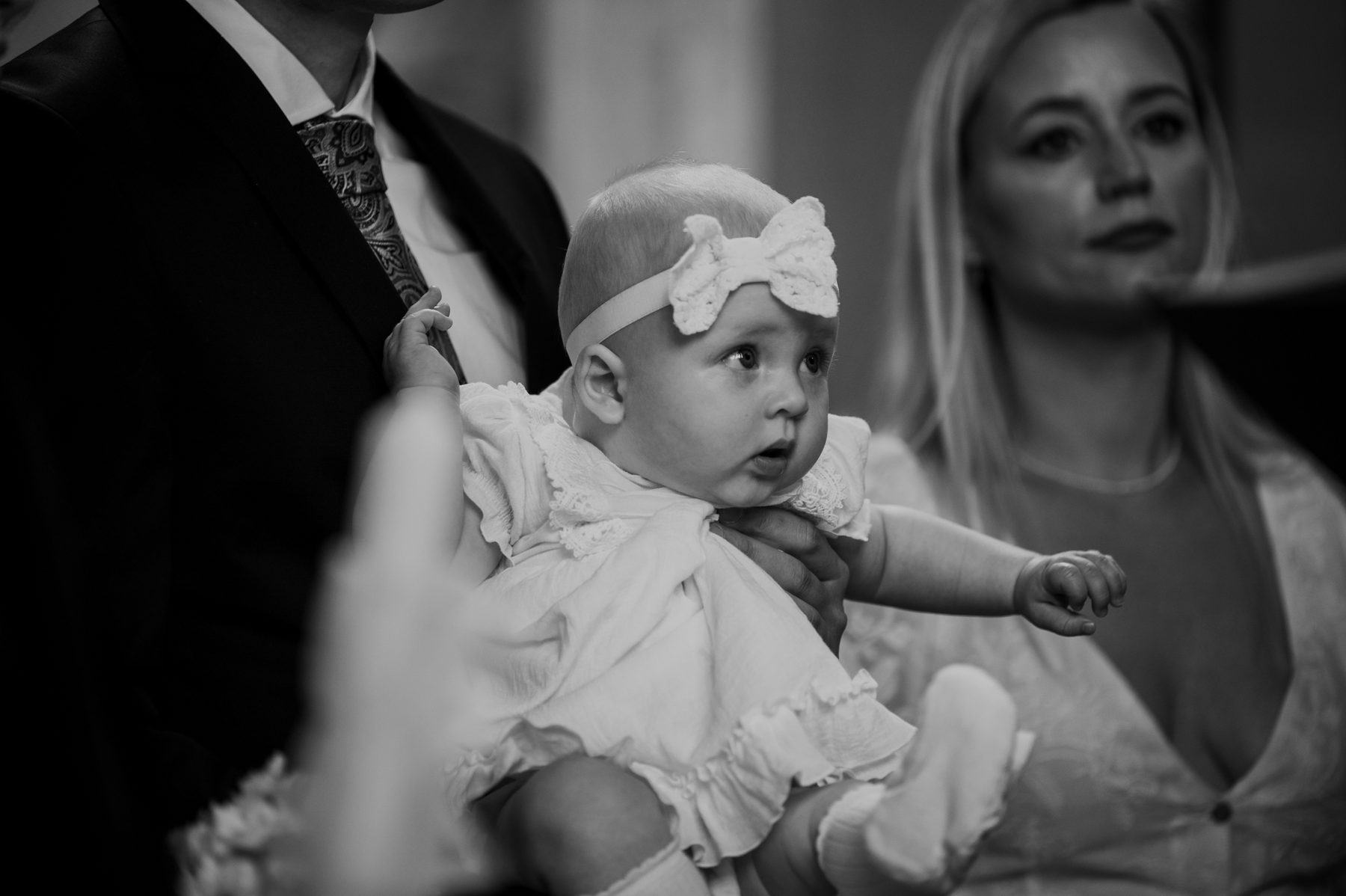 Fotograf na chrzest Zduńska Wola 11 16 chrzest swiety zdunska wola dziecko