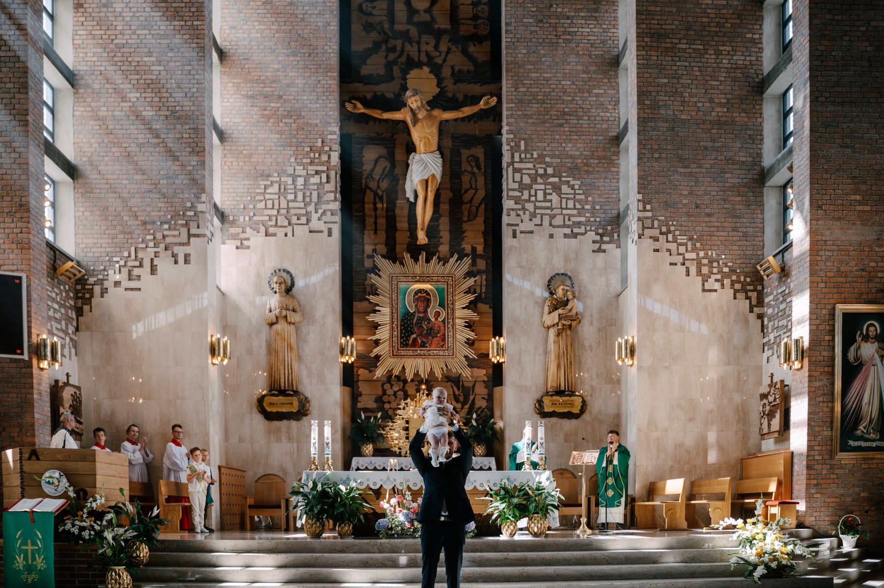 Fotograf na chrzest Zduńska Wola 18 22 chrzest swiety zdunska wola ceremonia